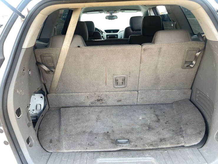 2017-chevrolet-traverse-image-14