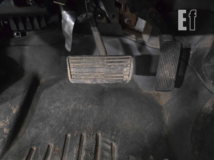 2014-chevrolet-silverado-1500-image-11