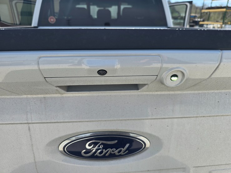 2022-ford-f150-image-59