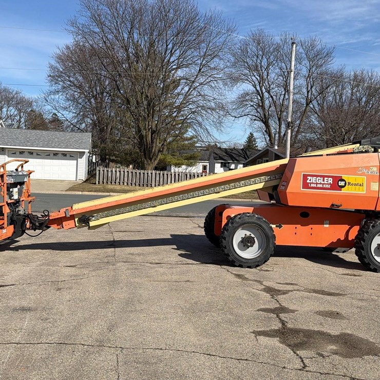 2014 JLG 600S