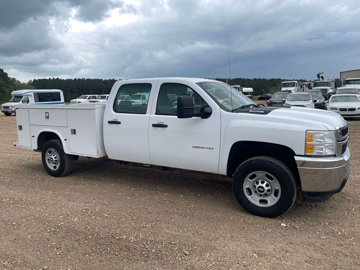 2014-chevrolet-silverado-2500-image-4