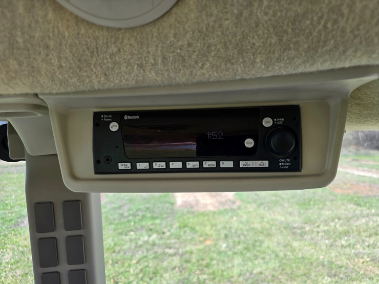 #22600-•-2024-john-deere-5090-tractor-image-67