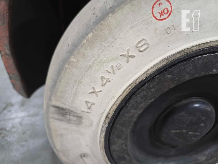 toyota-8fbc18u-image-23