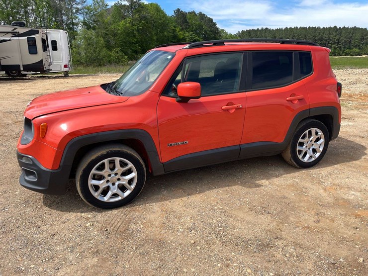 2015-jeep-renegade-image-1
