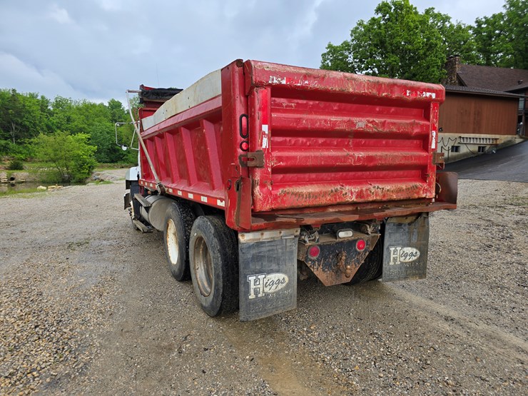 1994-mack-ch613-image-11