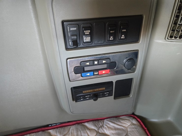 2014-international-prostar-image-75