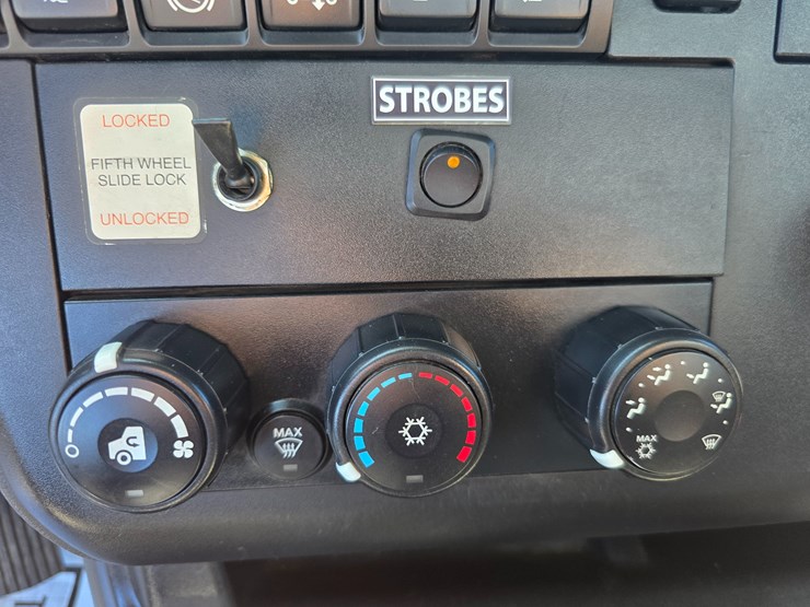 2019-international-lt-image-37