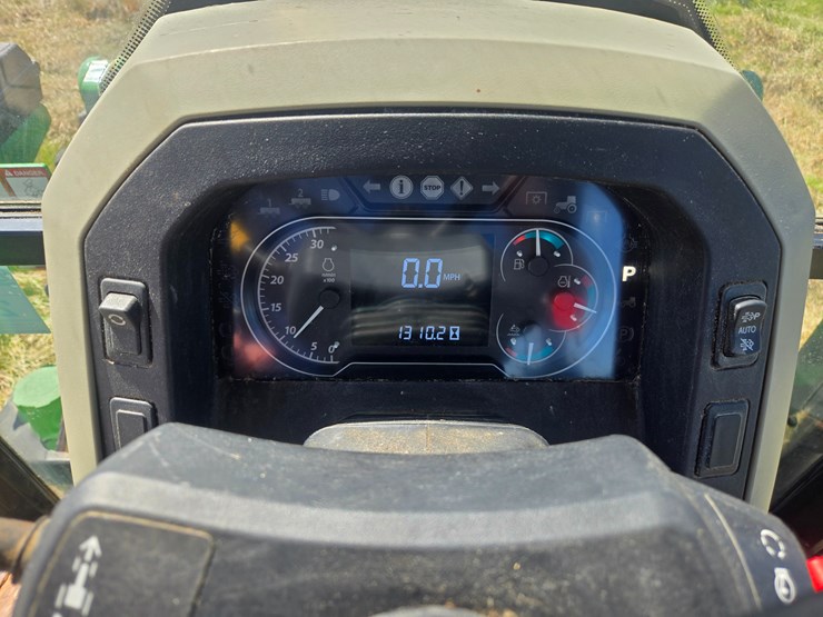 2019-john-deere-5100e-image-38