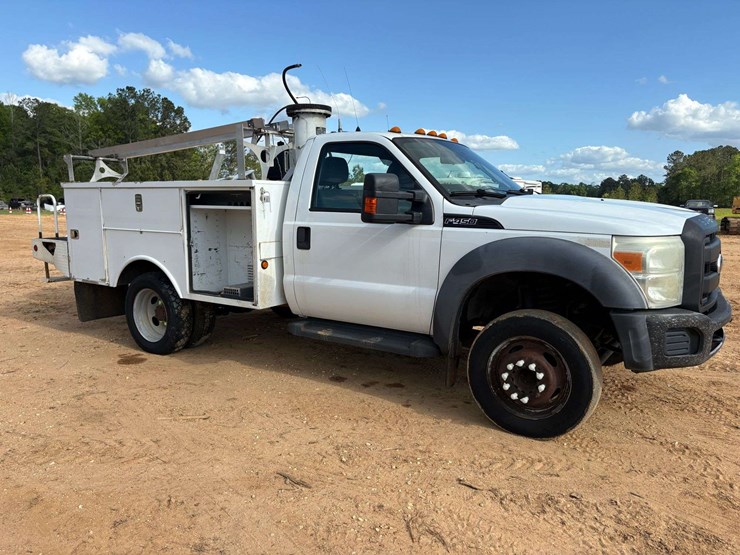 2011-ford-f450-image-4