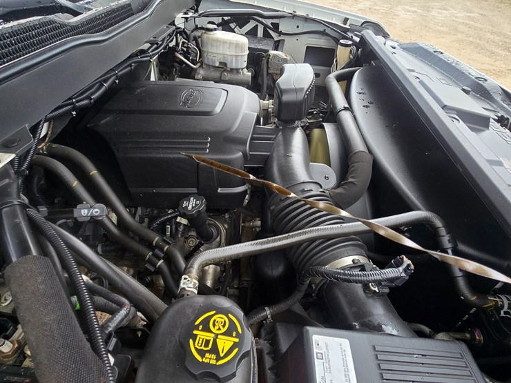 2019-chevrolet-silverado-2500-image-33