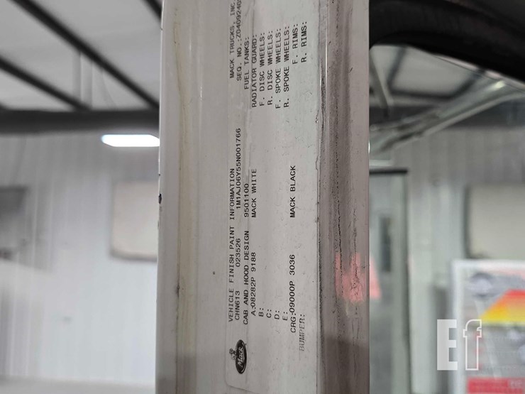 2005-mack-chn613-image-29