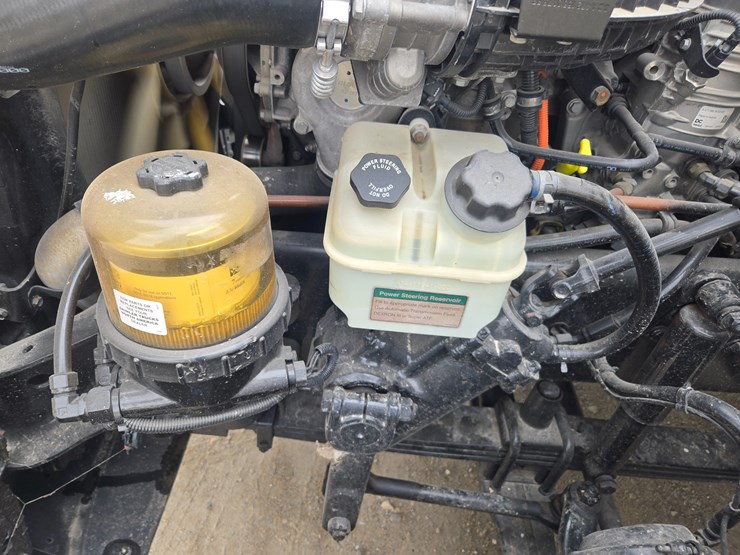 2017-western-star-5700xe-image-38