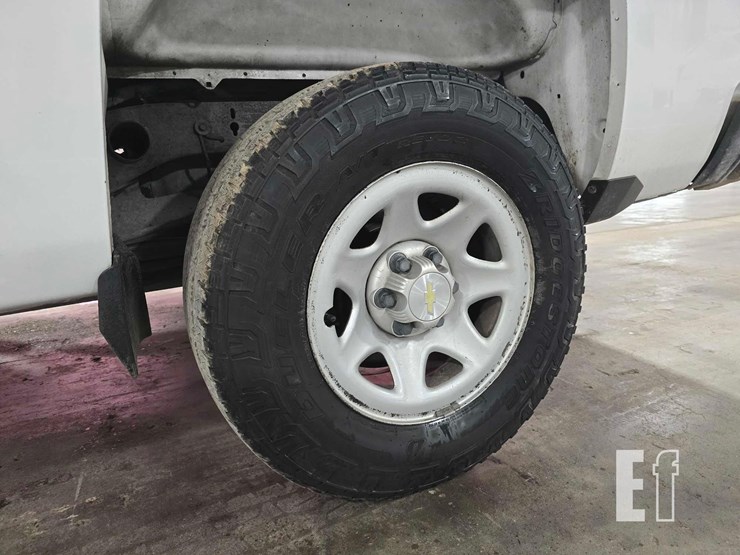 2015-chevrolet-silverado-1500-image-19