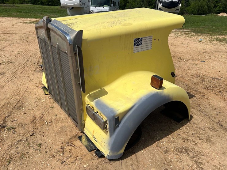 kenworth-w900-image-1