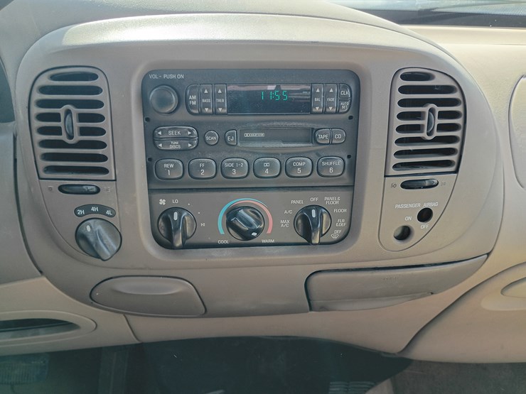 1997-ford-f150-image-40