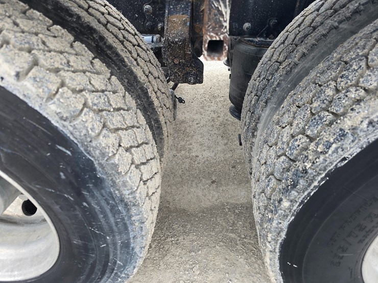 #22592-•-2019-mack-anthem-sleeper-truck-image-75