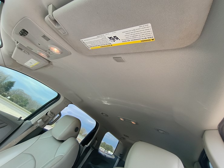 2017-gmc-acadia-image-32