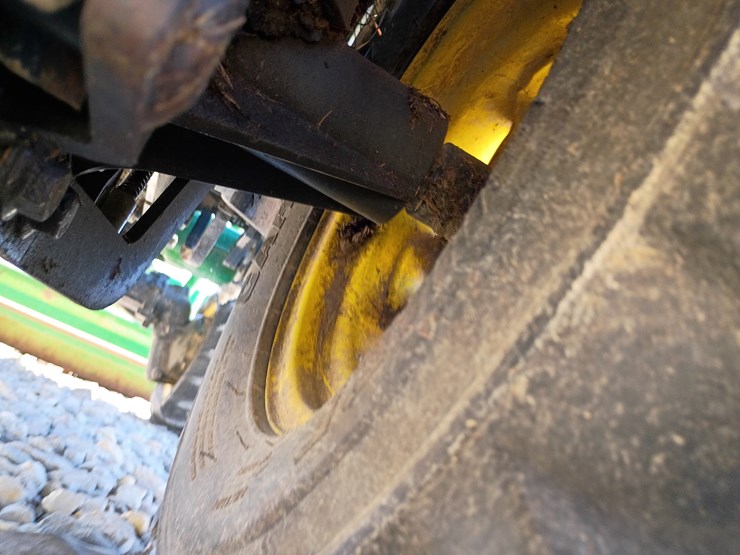 2013-john-deere-1025r-image-78