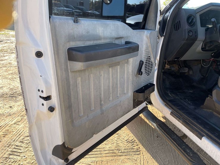 2012-ford-f250-image-8