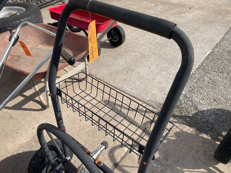 #7022-•-(2)-metal-hose-reels-(o3)-image-13