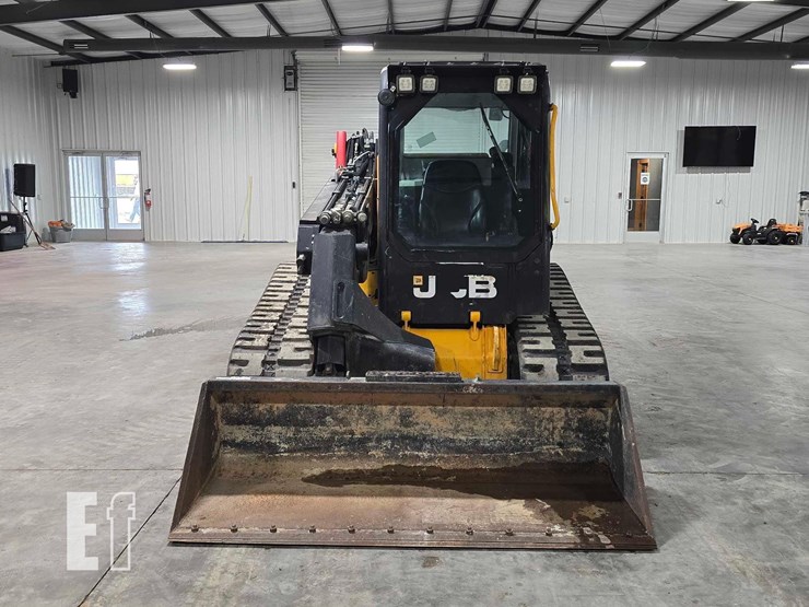2022-jcb-3ts-8t-image-7