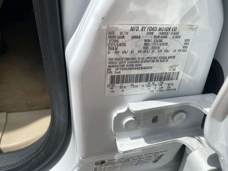 2010-ford-f250-image-27