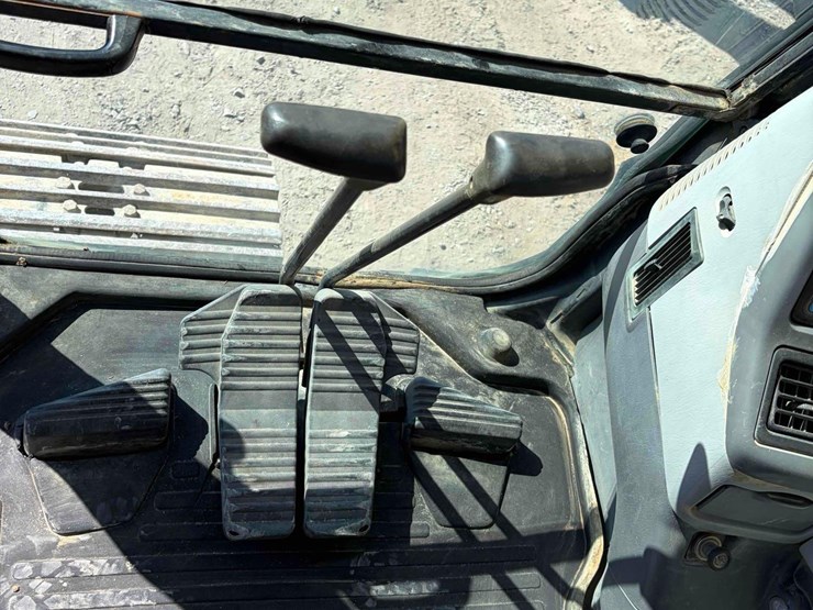 komatsu-pc200-lc-7-image-20