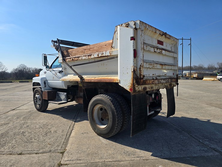 #22520-•-2002-gmc-c7500-dump-truck-image-6