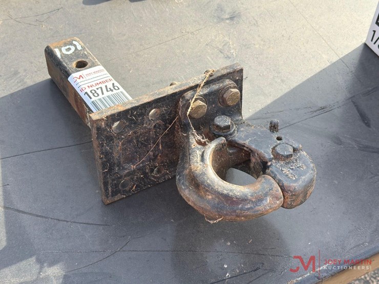 pintle-hitch-image-1