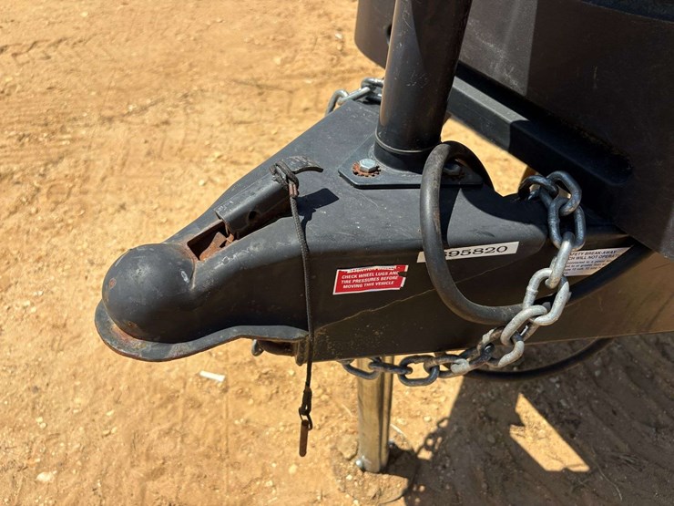 2020-coleman-dutchman-travel-trailer-image-23