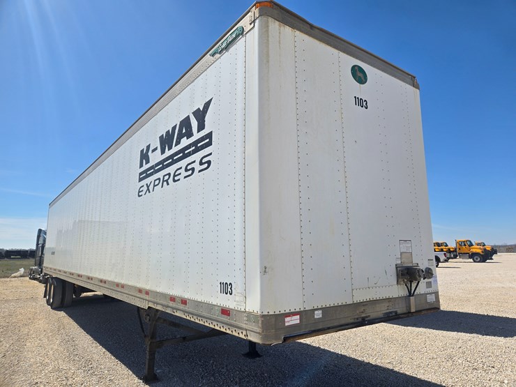 2011-great-dane-van-trailer-image-2