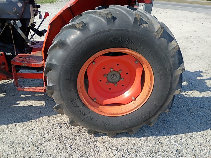 2001-kubota-l4300-image-50