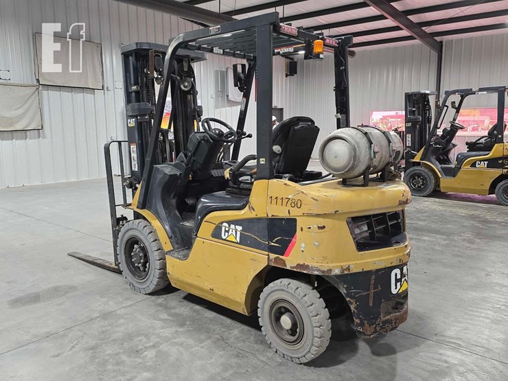 2019-caterpillar-gp25n-image-4