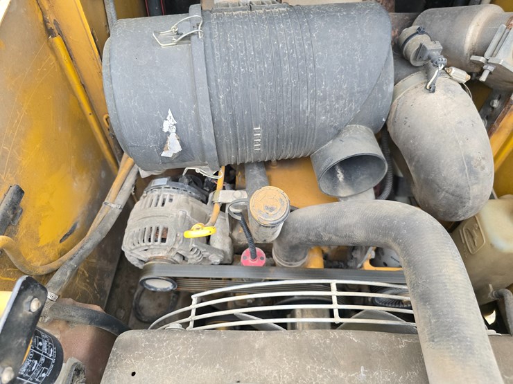 #22607-•-2008-deere-332t-skid-steer-image-38