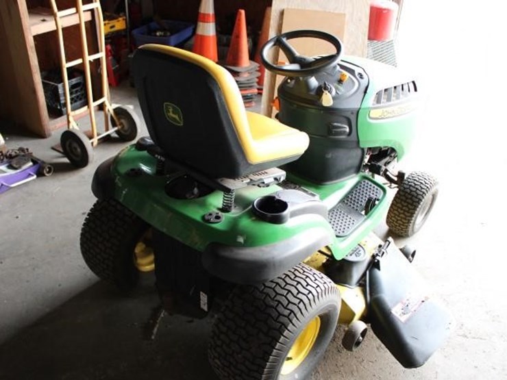 john-deere-d140-image-5