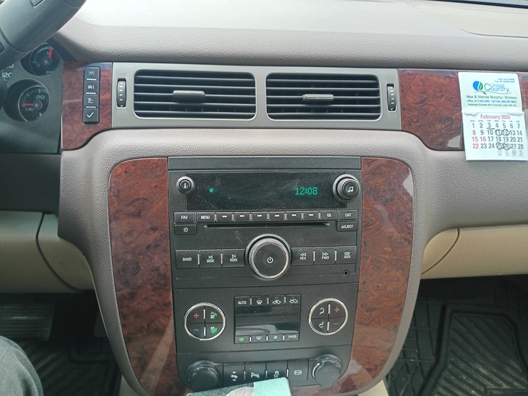 2013-chevrolet-2500-image-41