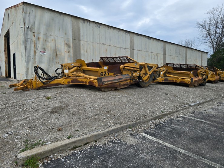 2006-deere-1812c-image-42