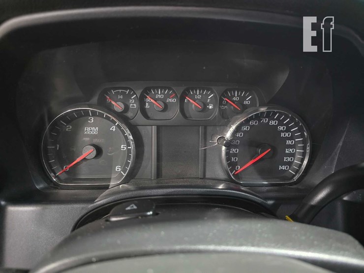 2015-chevrolet-silverado-1500-image-12