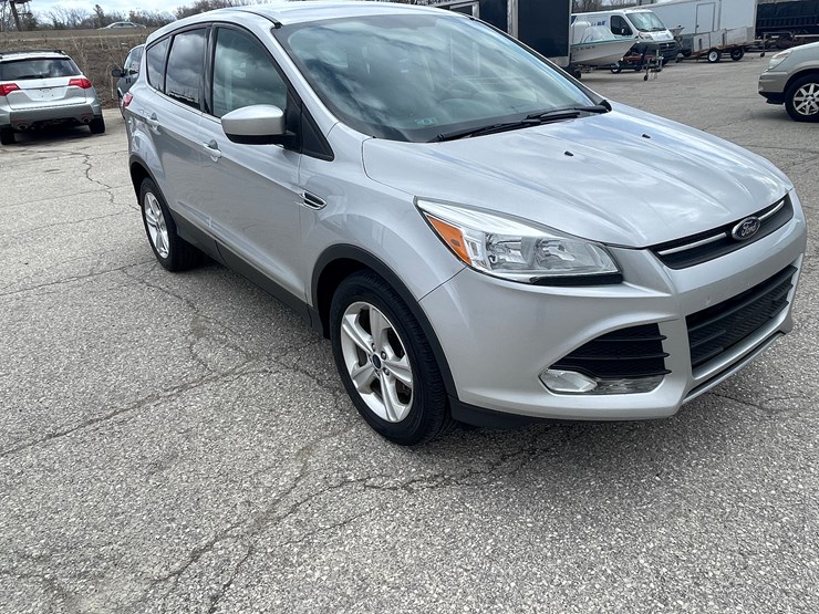 2015-ford-escape-image-3