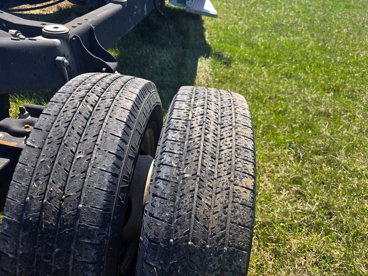 2016-ford-e450-image-42