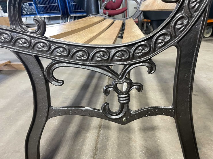 #7006-•-4'-decorative-cast-iron-park-bench-(d)-image-9