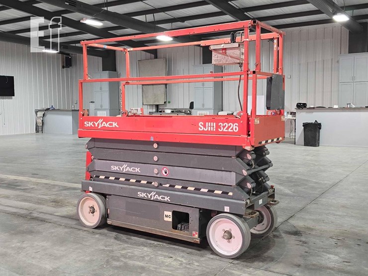 2017-skyjack-sjiii3226-image-2