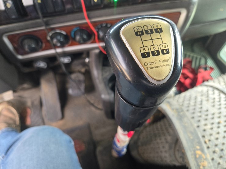 2014-kenworth-t660-image-89