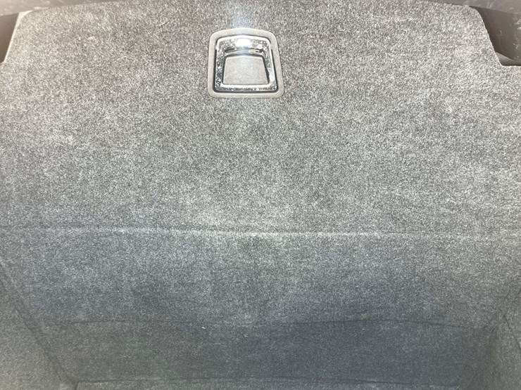 2015-cadillac-xts-4-door-sedan-(144,760-miles)-image-15