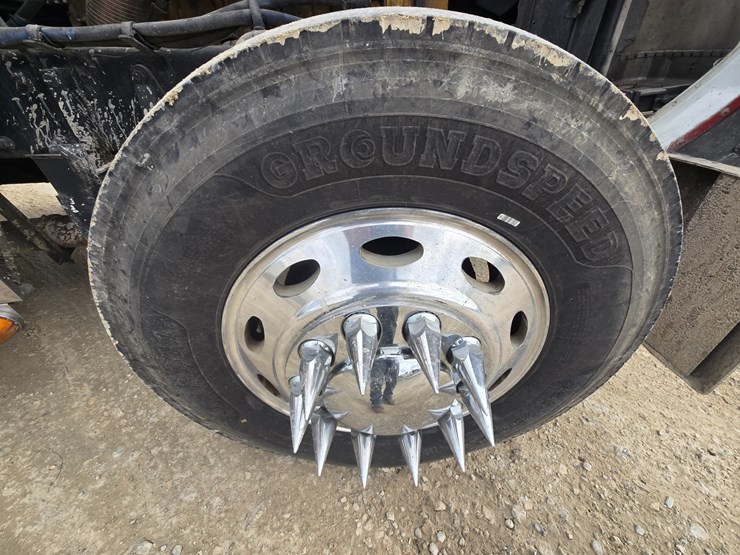 2000-peterbilt-379-image-97