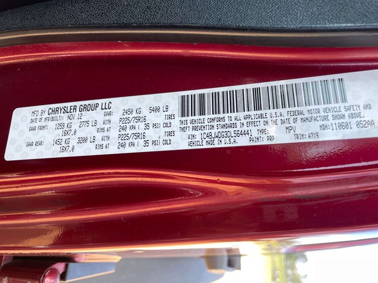 2013-jeep-wrangler-sport-image-27