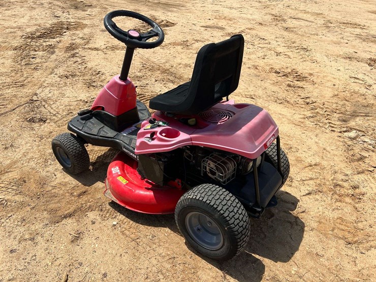 craftsman-r110-30"-riding-lawn-mower-image-2