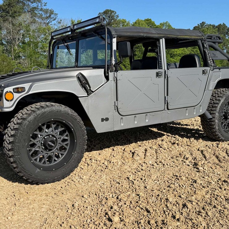 1988 AM GENERAL M998