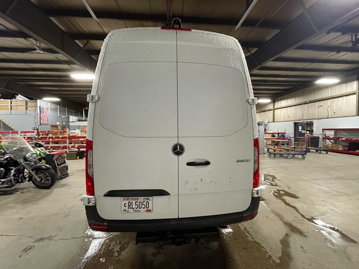 #1450-•-2019-mercedes-sprinter-van-(has-wi-title)-(of)-image-6