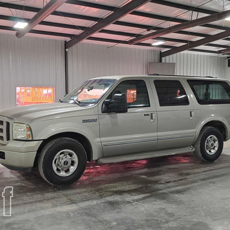 2005 FORD EXCURSION